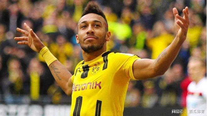 欧宝娱乐 -万吨大驱舰艇编队开展实战化训练